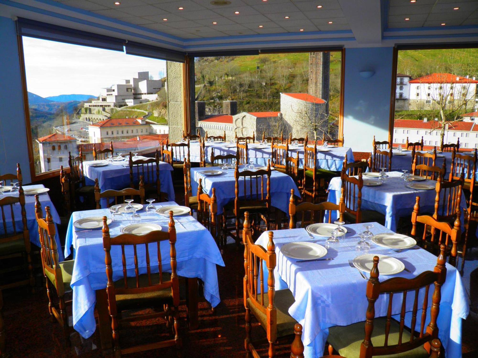 Hotel Sindika Oñate Esterno foto